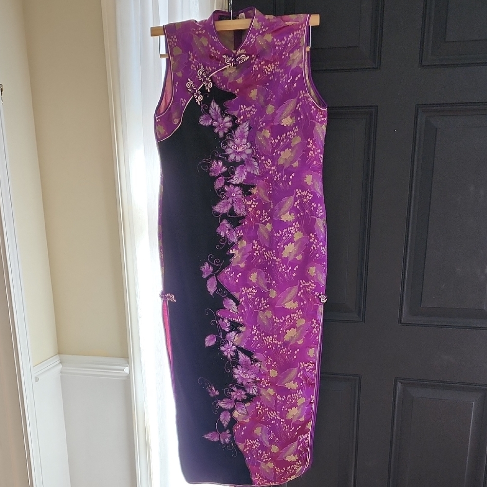 Elegant Purple Floral Midi Dress